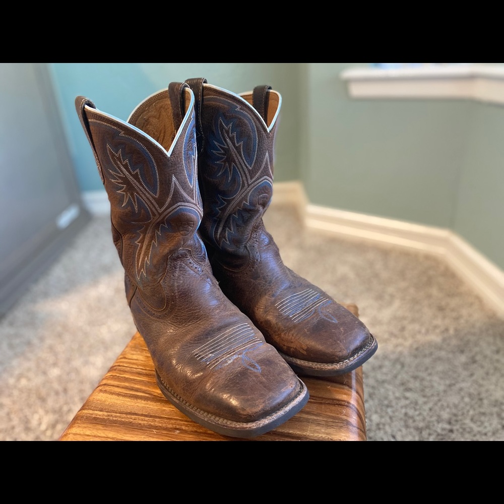 Ariat Cowboy boots 11.5